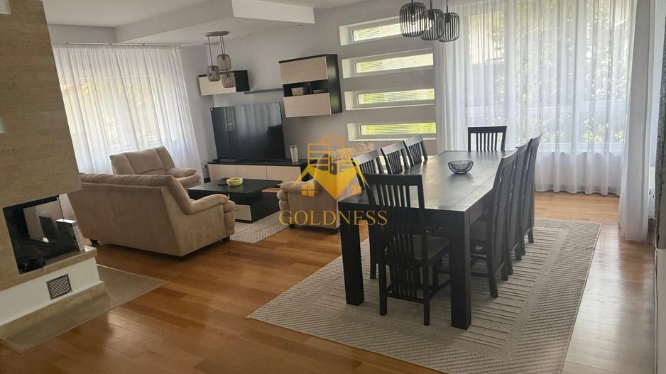 Casa individuala 5 camere zona centrala , 210 mp si garaj propriu! - Poză 10