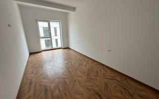 Etaj intermediar. Loc de parcare. Disponibil imediat - Poză 5