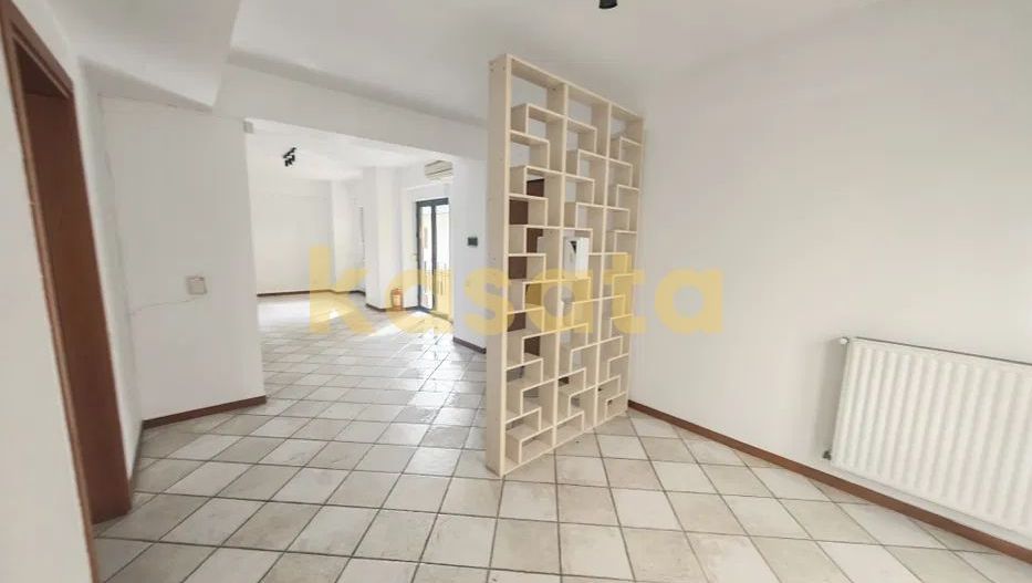Apartament spațios 4 camere de închiriat – Zona Domenii, București - Poză 1