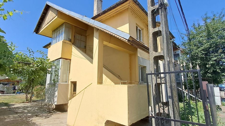 Mihailesti / Giurgiu, 2 camere, 61 mp + boxa 20 mp, centrala prorpie - Poză 2