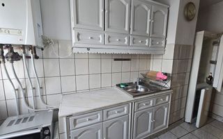 Apartament 3 camere, etaj 2, Zona Auchan Gavana - Poză 2