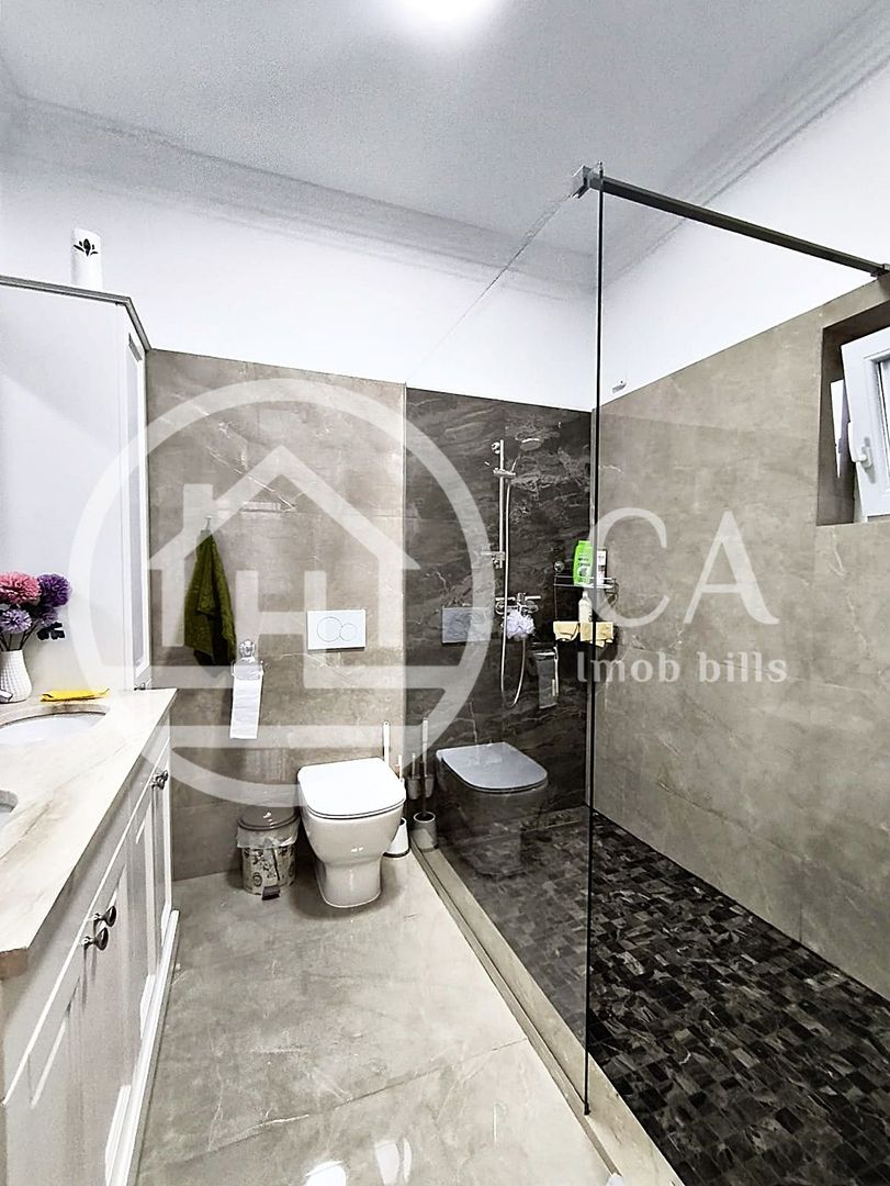 Casă de vânzare cu 5 camere în zona de Dealuri, Oradea - Poză 14