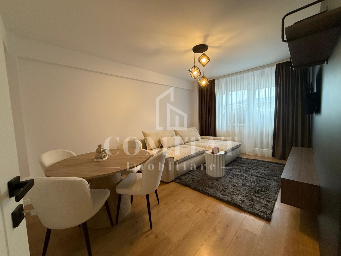 Apartament ultrafinisat | Etaj intermediar | Cartier Terra-Floresti - Poză 1