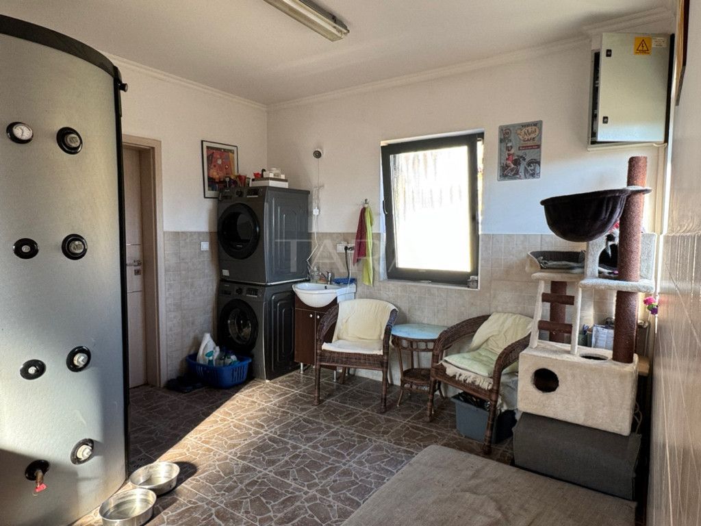 Casă pe un nivel în zona Feleacu – Locuință premium cu teren generos - Poză 8