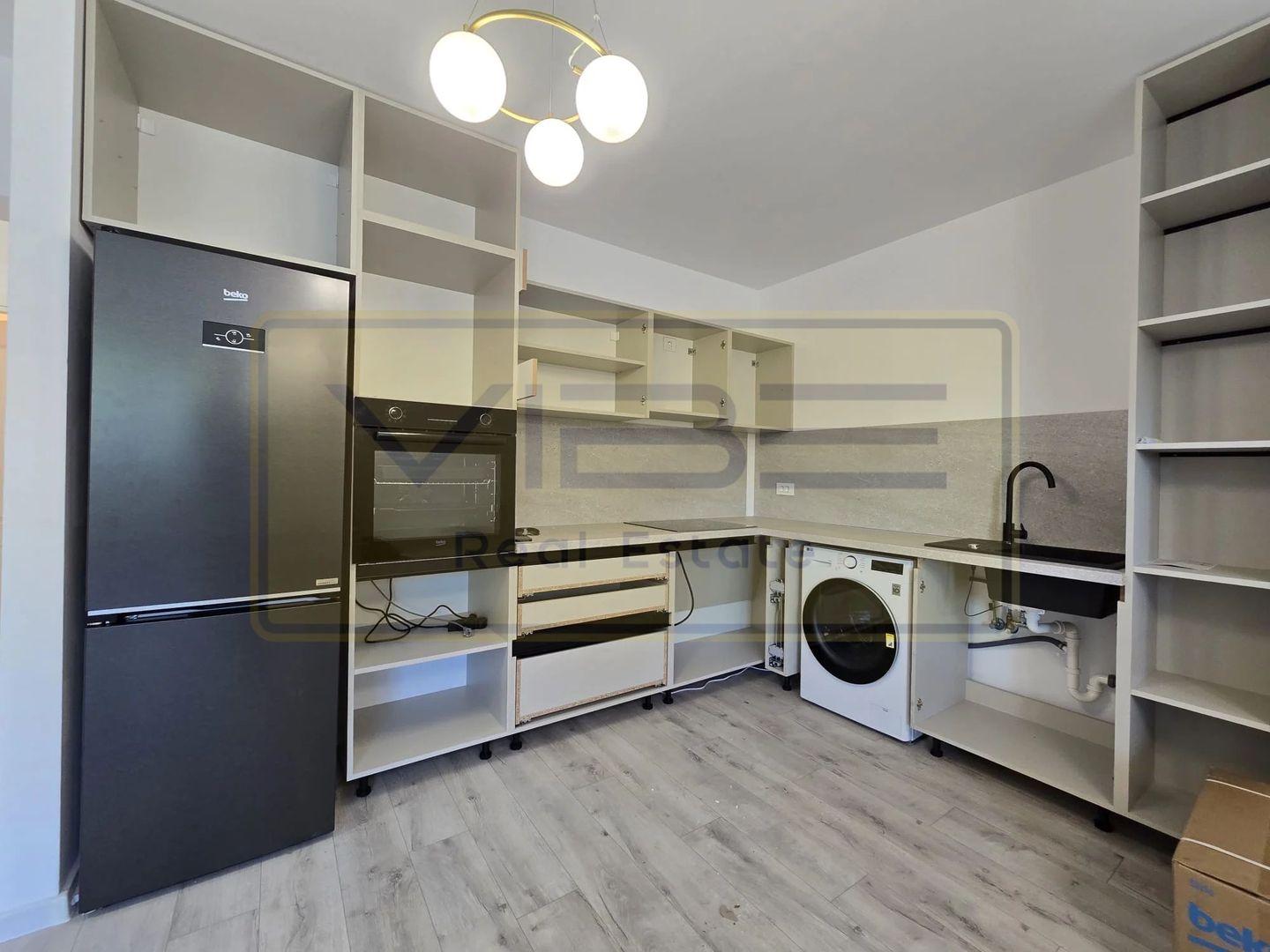 Poitiers Tower -Prima inchiriere - 2 camere + dressing  - mobilat modern - Poză 14