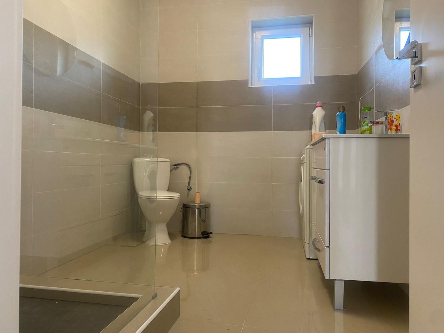 Casa la cheie! Vanzare casa cu 4 camere in Priseaca - Poză 5