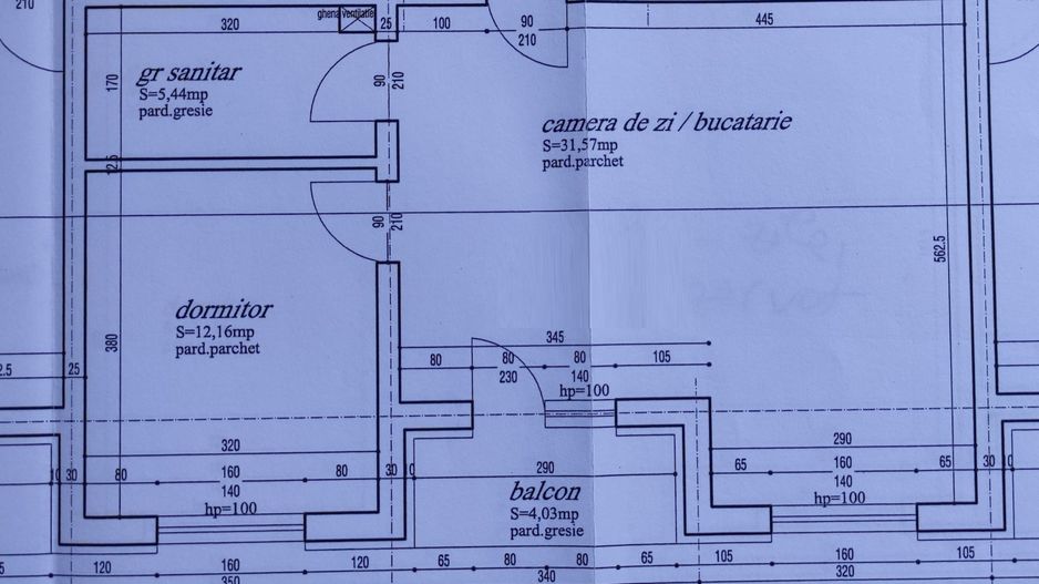 Apartament 2 camere mobilat si loc de parcare in Tractorul - Schiță 19