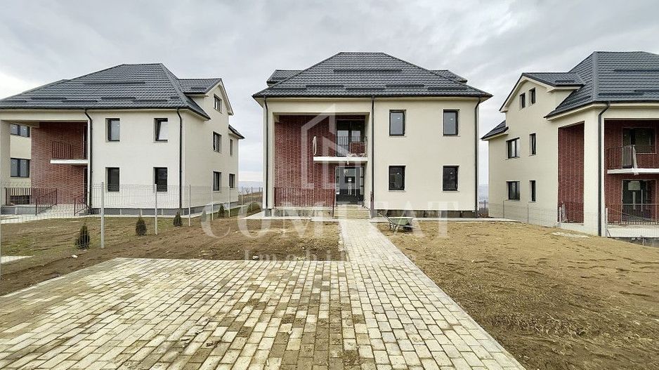 Casa individuala cu teren generos, retrasă de la trafic - Poză 7