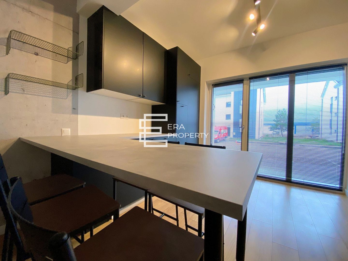 Apartament modern în DaVinci Homes – design industrial & finisaje premium - Poză 4