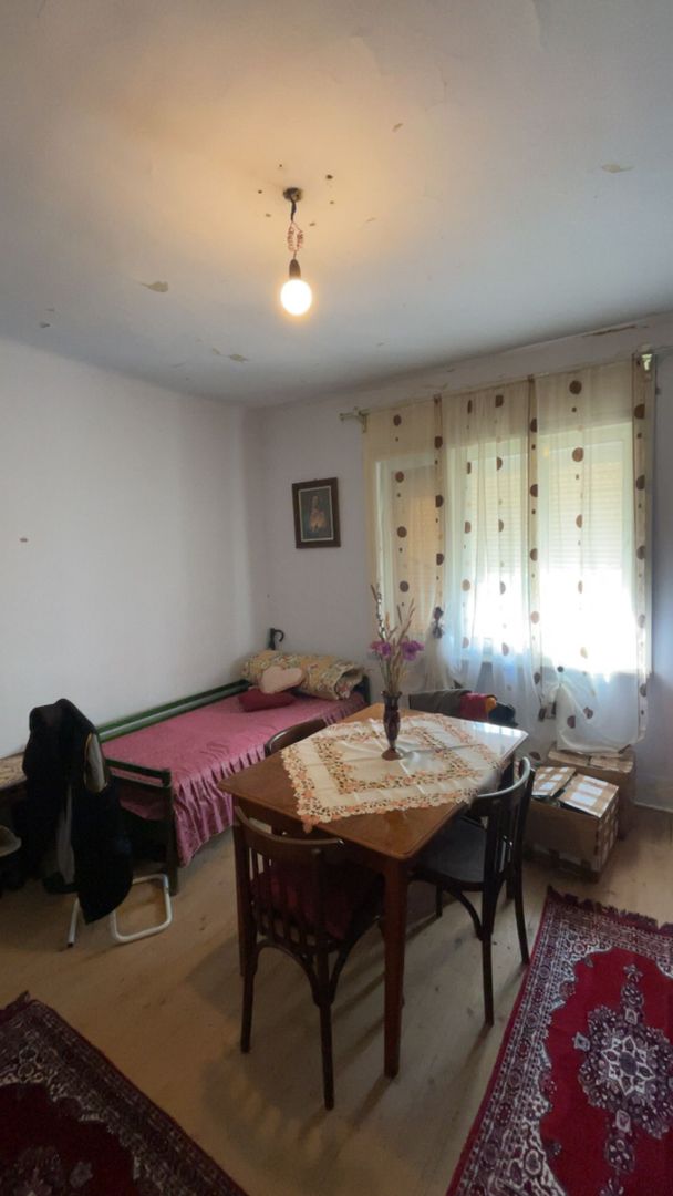 Casă de vanzare in unirea - Poză 12