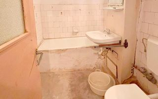 Exclusivitate - Apartament 2 camere în Micro 17, parter, de renovat - Poză 8