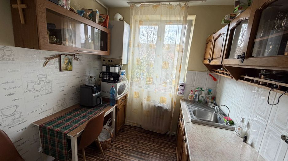 Apartament 2 camere, etaj 2 - Cugir - Poză 6