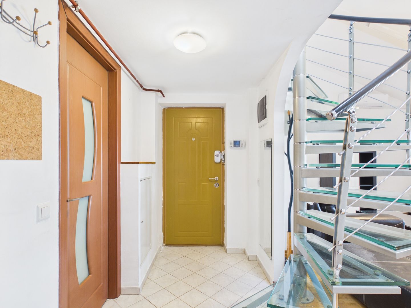 Studio Loft | de vanzare | Calea Calarasilor | Vedere panoramica - Poză 2