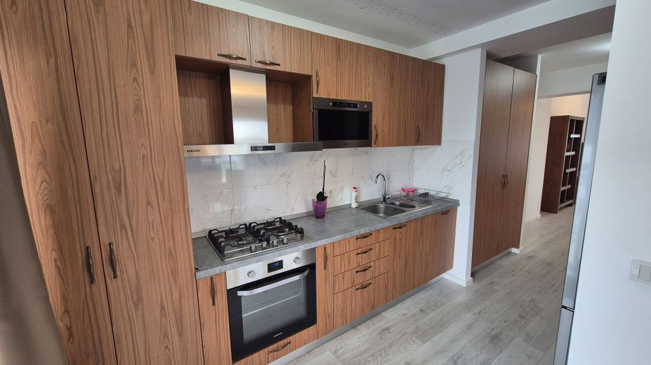 Penthouse 124 mp + 2 locuri de parcare - Belvedere Residence cu vedere la lac - Poză 10