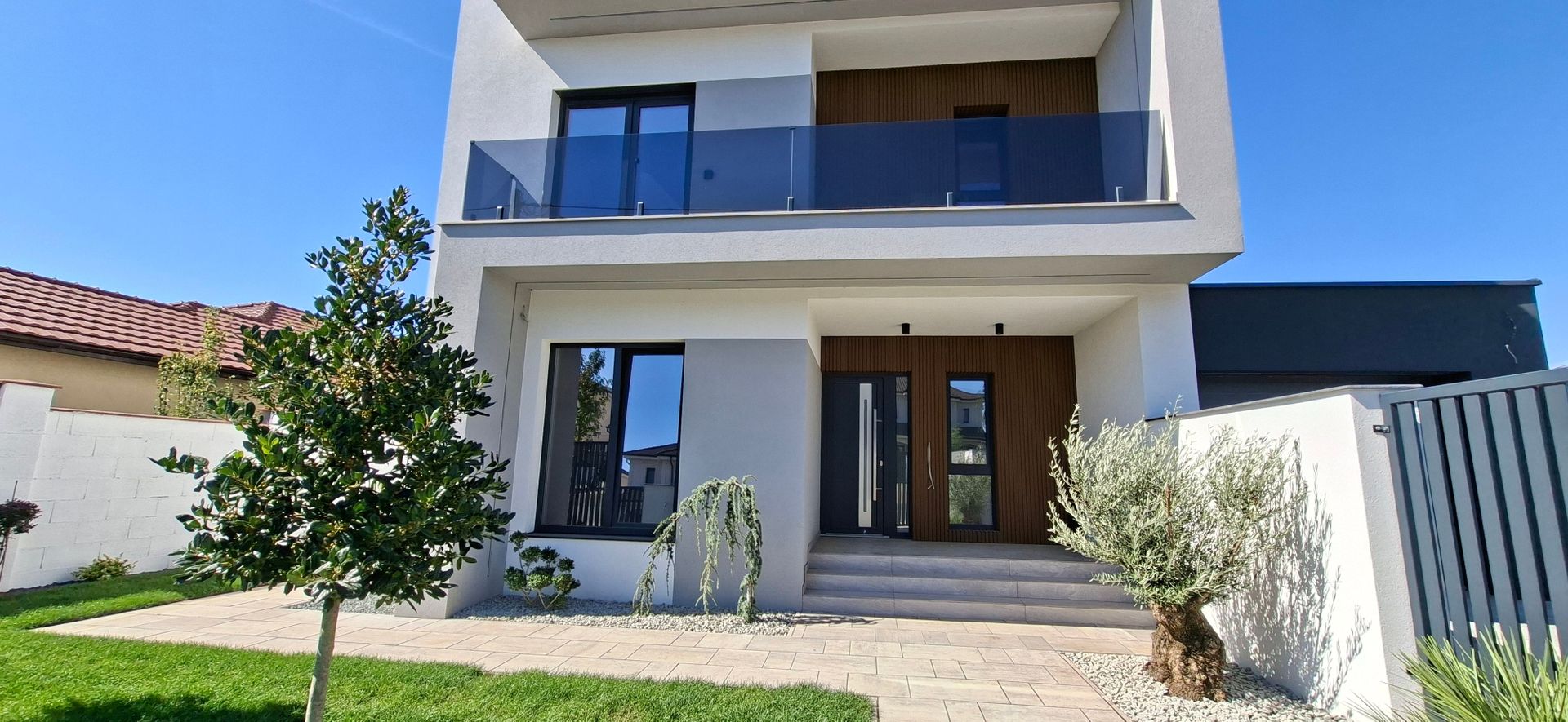 Casa idividuala P+1E - Finisata la cheie - Poză 1