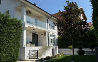 Vilă Lux  Oradea-strada Calimanestilor