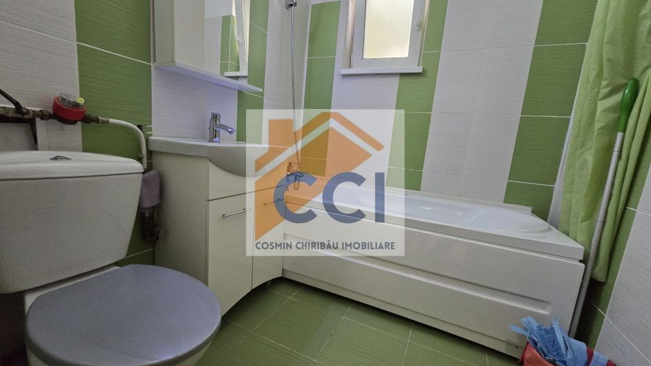 DE VÂNZARE - Apartament cu 2 camere în Bacău - Etaj 1 - Poză 21
