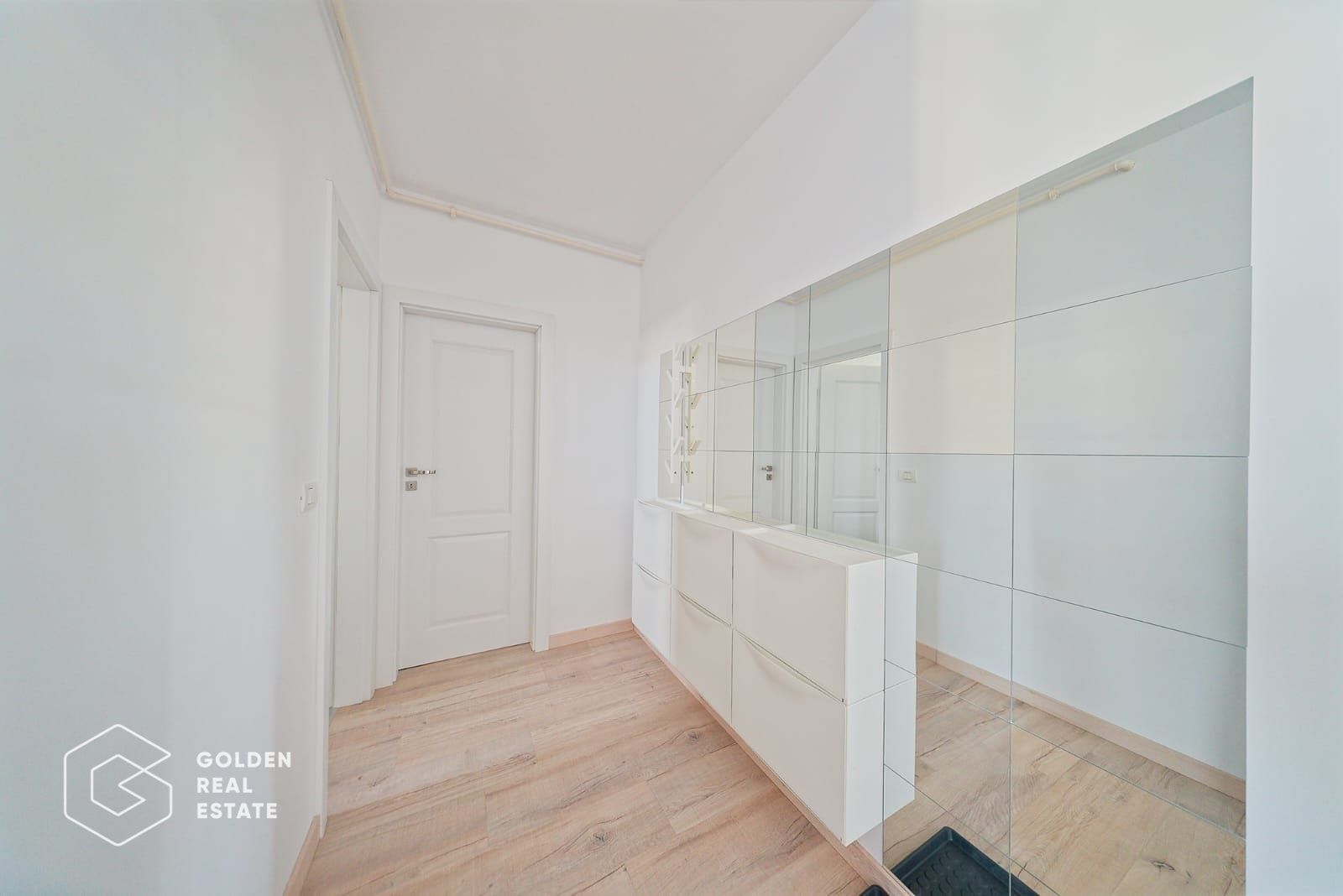 Apartament de revista, prima inchiriere, zona Micalaca 300 - Poză 5