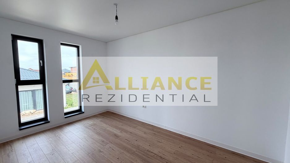 Casa Individuala - 4 camere - 2 bai - 450 mp teren - Poză 9