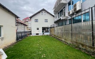 Casă nouă  cu 8 camere, 5 băi și curte – 220 mp utili – 480.000€ - Poză 2
