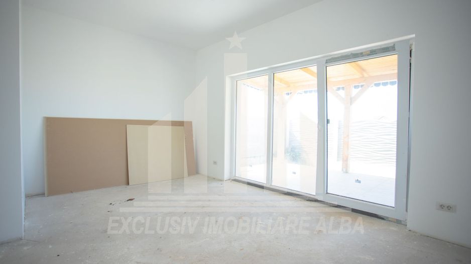 Casa individuala de vanzare, Oarda de Jos - Poză 3