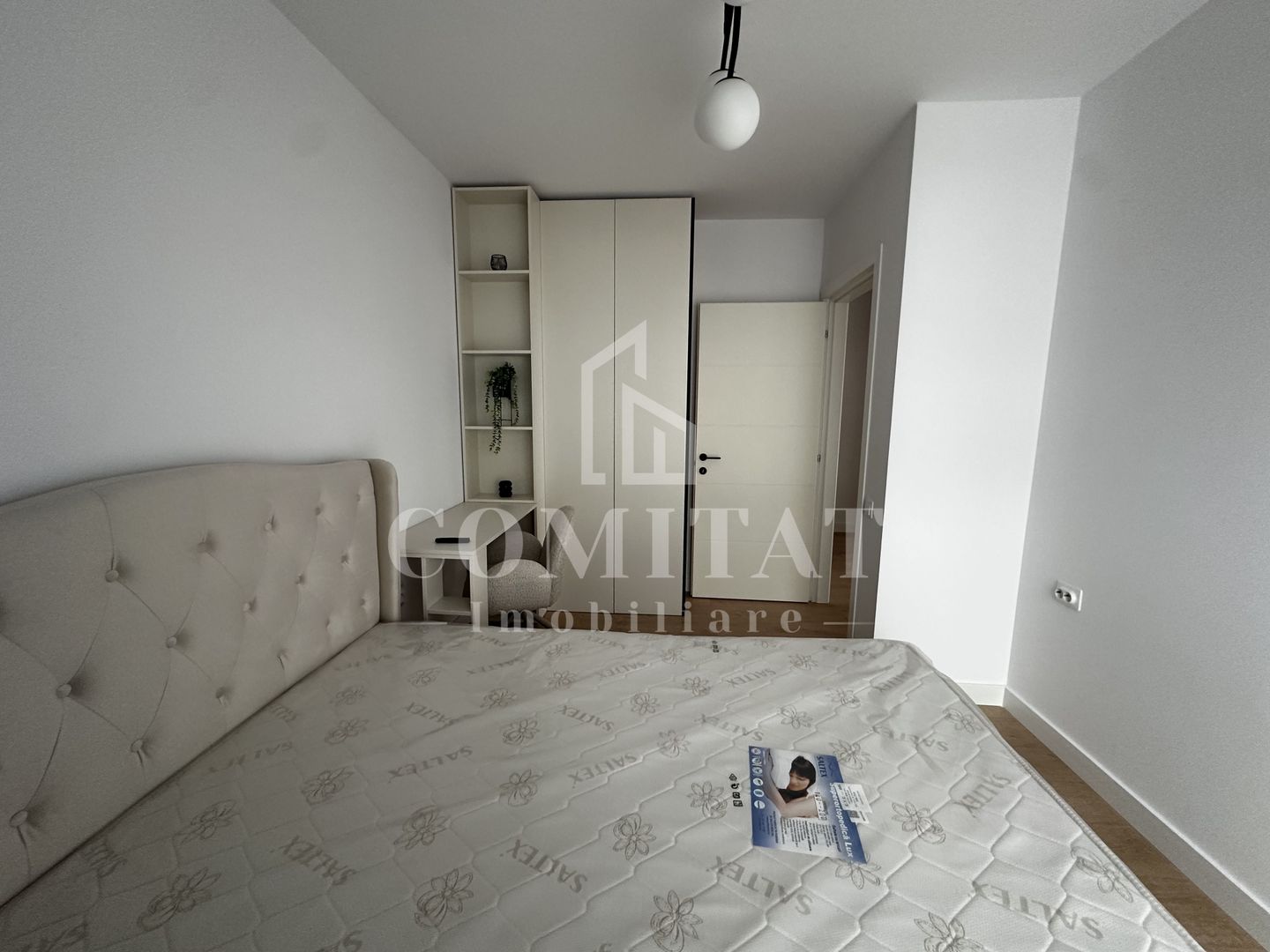 Apartamnet la cheie | Etaj intermediar | Zona Eroior Floresti - Poză 11