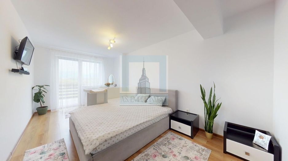 Apartament 3 camere, 121 mp,2 bai, 3 balcoane-zona Subcetate/Sanpetru - Poză 4