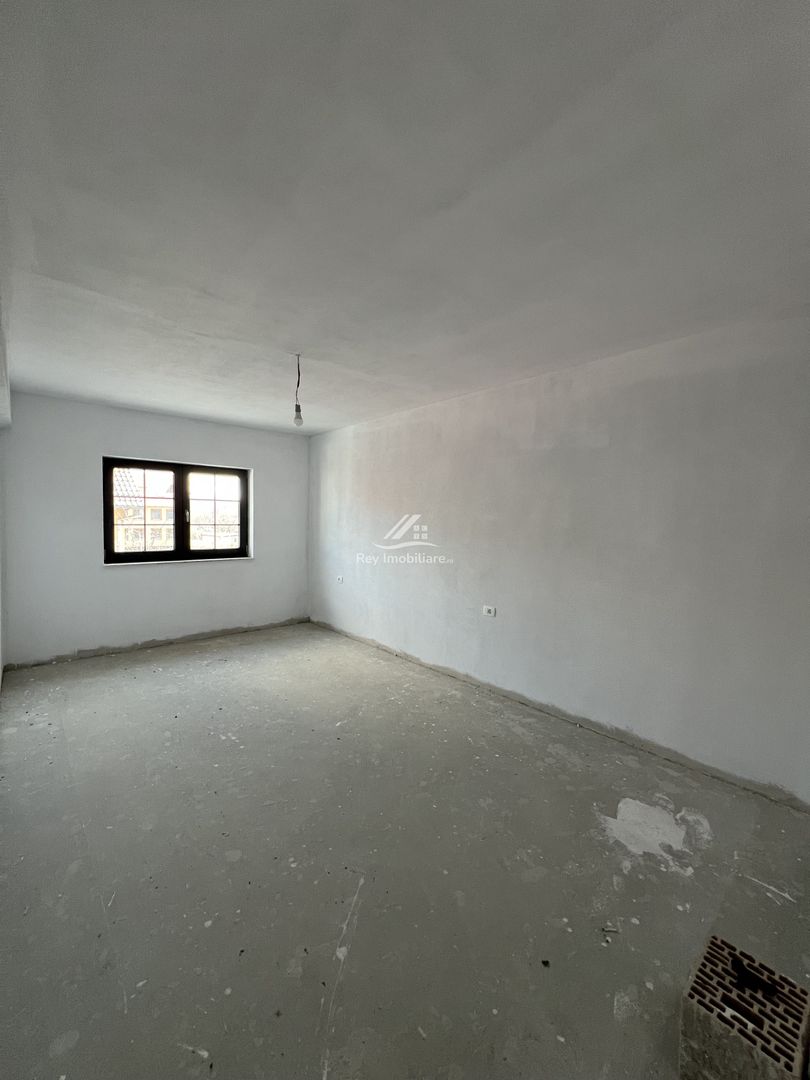 Duplex Modern și luminos 6 cam. la vânzare în Șelimbăr zona Trifoiului - Poză 12