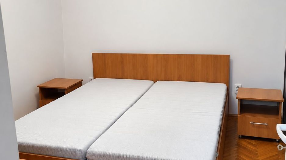 Bălcescu – Victor Babeș | 2 camere | Centrală proprie | Climă | Etaj 3 - Poză 10