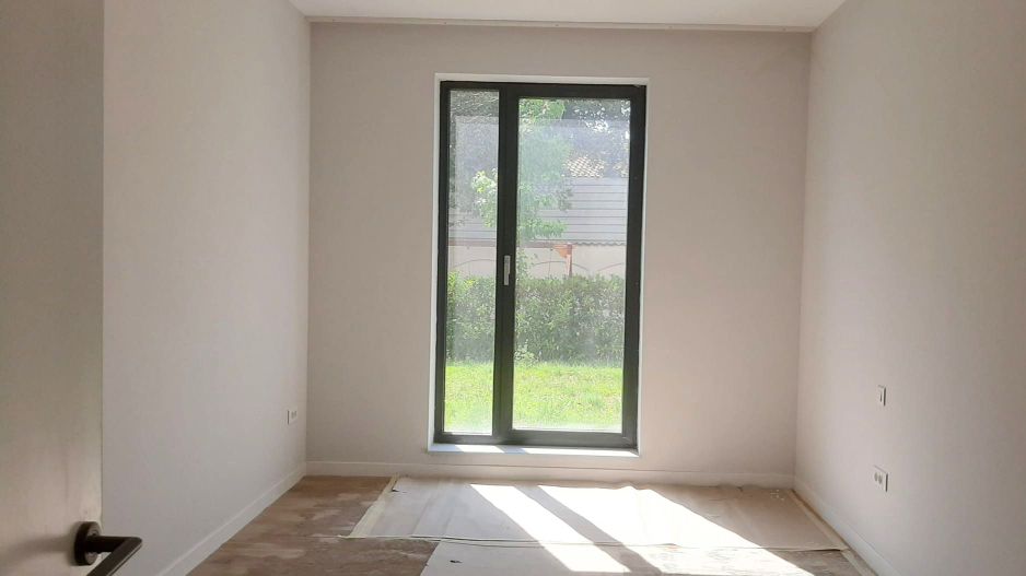 APARTAMENT PREMIUM CU 5 CAMERE ȘI GRĂDINĂ PRIVATĂ DE 160 MP - Poză 9
