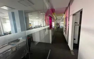 Clădire de închiriat pentru birouri  / clinica - Poză 26