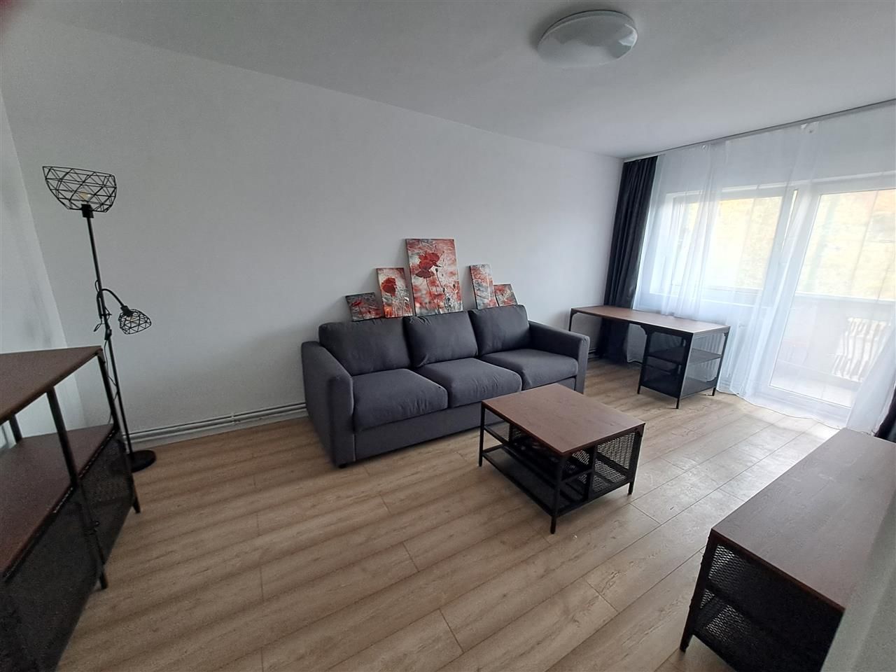 Etaj 1 4 camere  Complexul Studentesc-aproape de Sala Olimpia - Poză 7