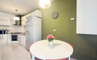 Casa finisata modern - zona centrala! - Poză 5