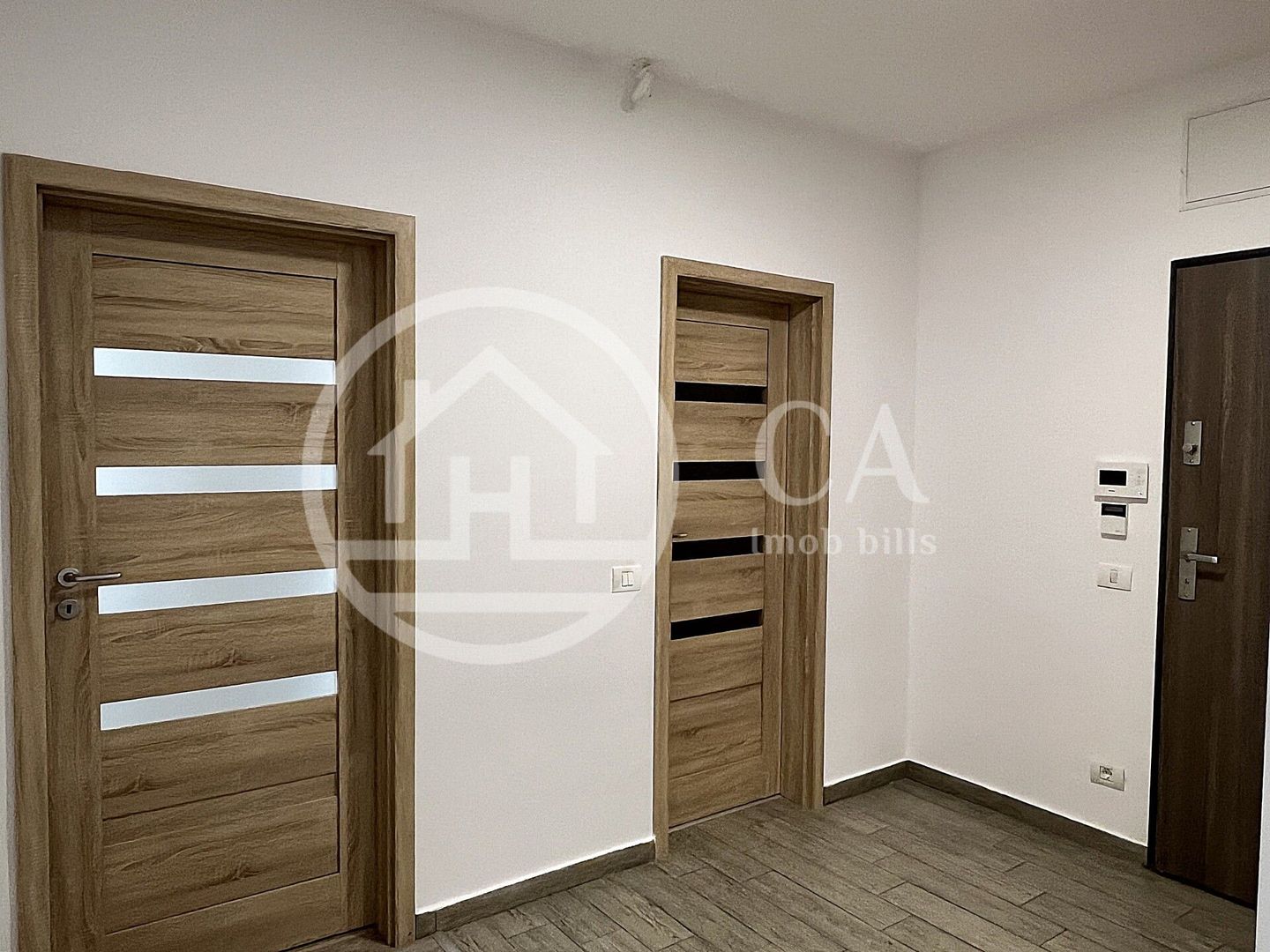 Apartament cu 2 camere de inchiriat in West Residence Oradea - Poză 4