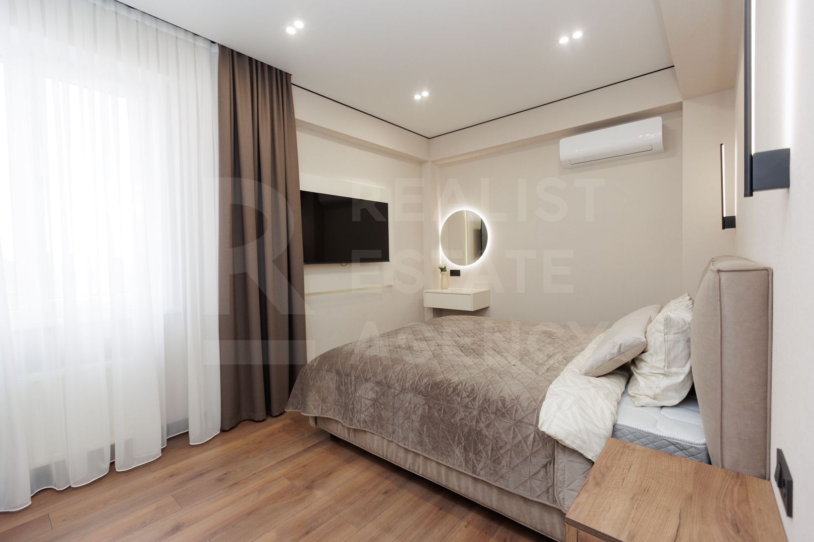 Vânzare, apartament, 3 camere, strada Ștefan Neaga, Buiucani - Poză 2