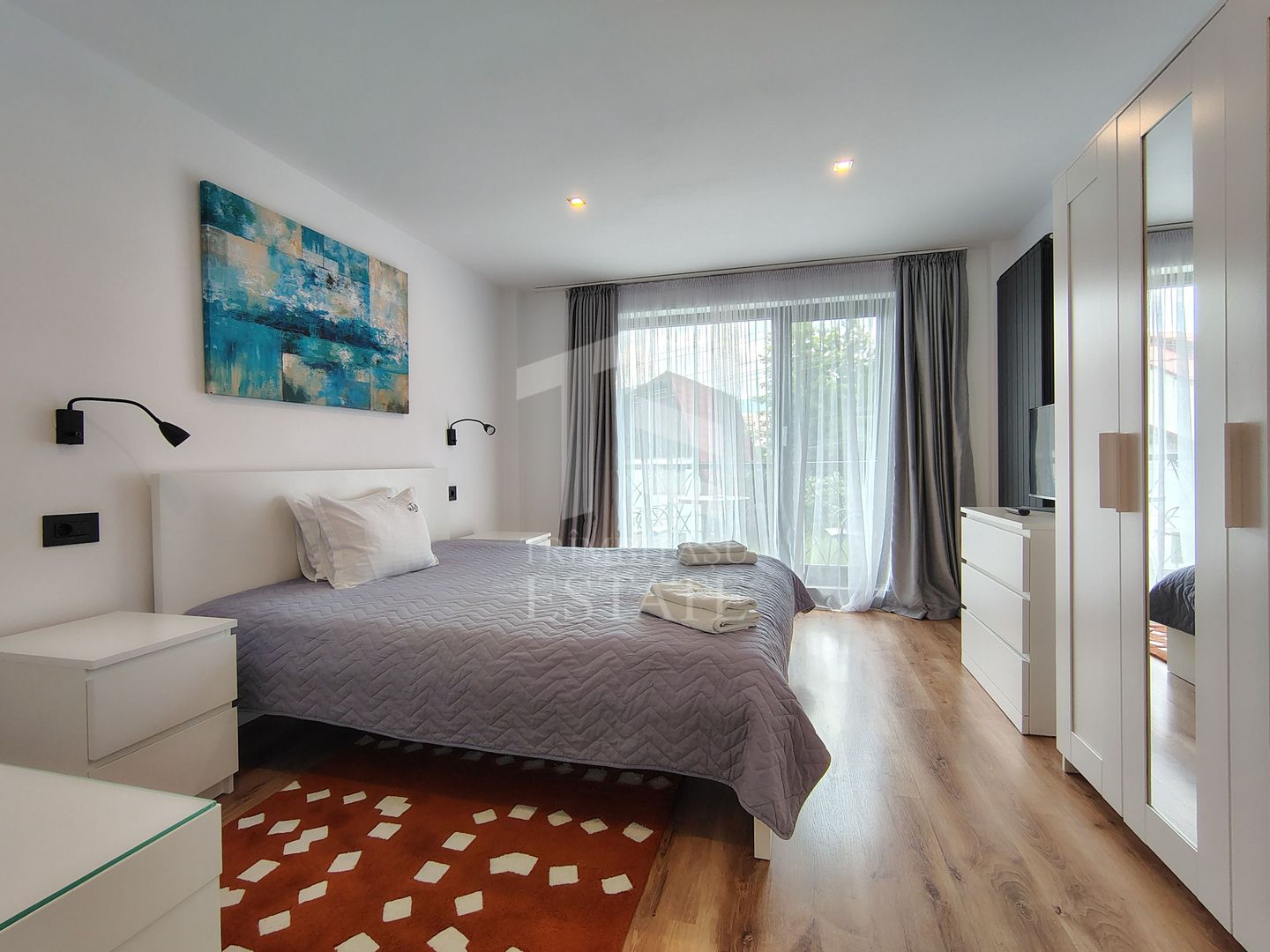 Mobilat utilat integral MODERN | Decomandat | Predeal - Poză 7