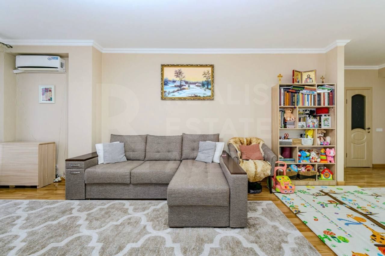 Vânzare, apartament, 3 camere , str. Alba Iulia, Buiucani - Poză 2