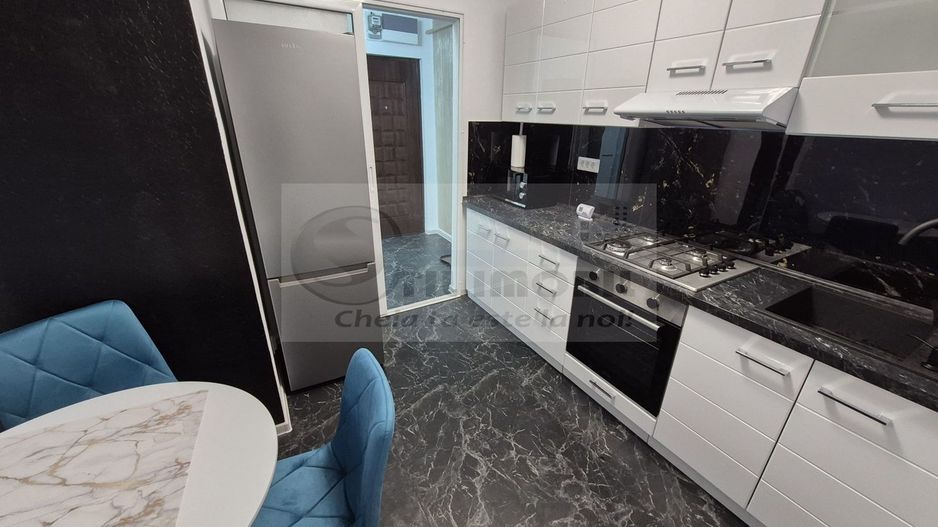 Apartament modern renovat, Podu Roș – oportunitate investiție - Poză 7