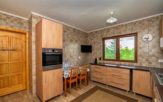  Proprietate de poveste în Corbi, Argeș - Doua case si 6300 mp teren intravilan - Poză 6