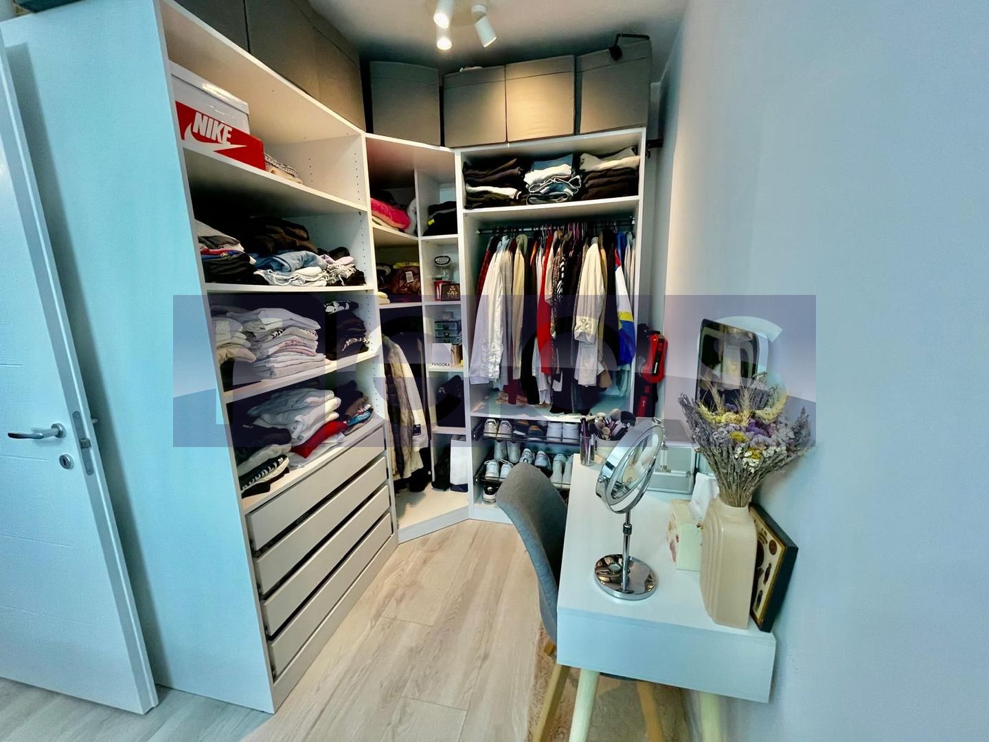 VANZARE APARTAMENT  2 CAMERE 50MP MOBILAT COMPLETE HILS PALLADY PARCARE INCLUS - Poză 5