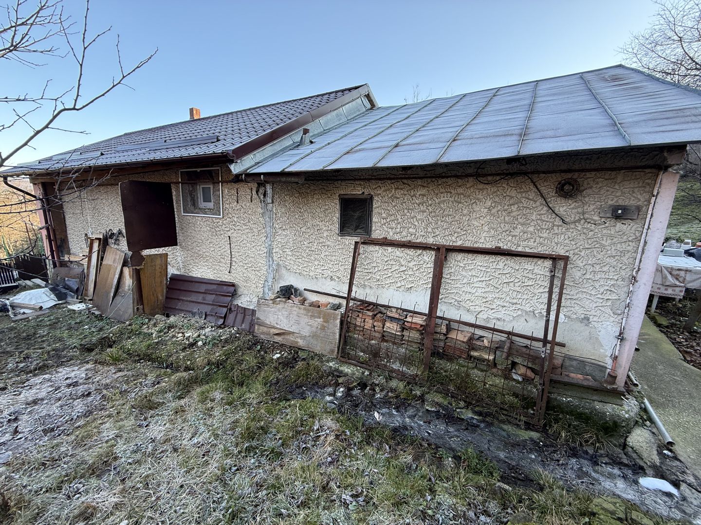 Casa 5 camere, foișor , garaj și teren 800mp cu toate utilitățile! - Poză 31