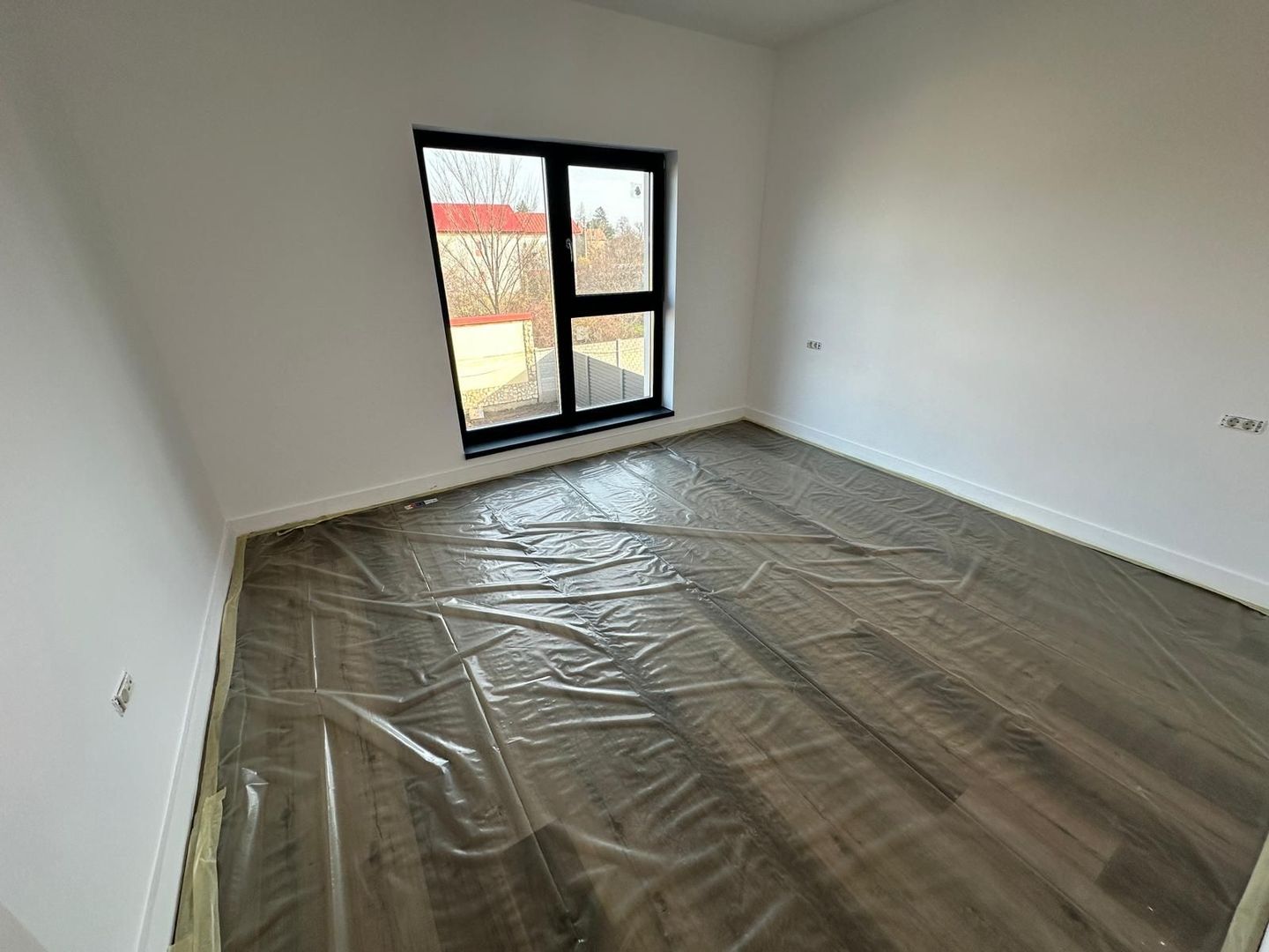 CASA SINGULARA, TOATE UTILITATILE, 4 CAMERE, TEREN 400 MP, COMISION 0% - Poză 17