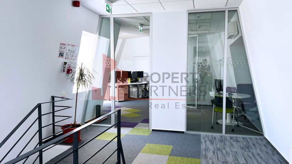 Spatiu modern pentru birouri - 741.54 mp  - Universitate - Poză 10