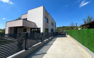 Casa cu 4 camere de vanzare | Premium | Nou | Moreni - Bld. Republicii - Poză 31