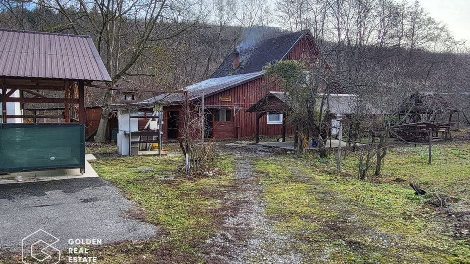 Casa de vacanta, teren 2500 mp, sat. Casoaia - Poză 5