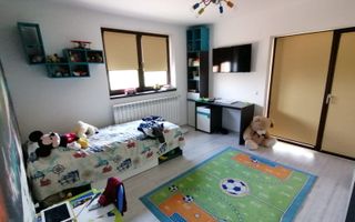 Casa moderna cu 4 camere, La  CHEIE in Poplaca - Poză 7