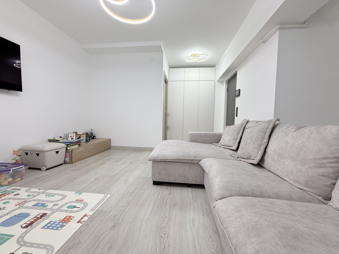 Apartament duplex | 3 camere | 3 bai | 133 mp totali - Poză 3