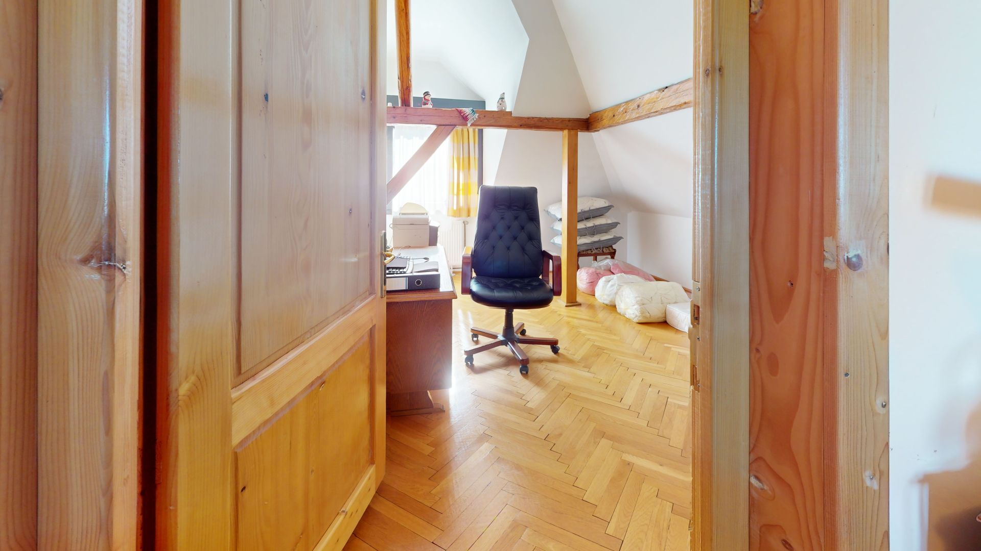 Casa deodebita zona Sacele -central - Poză 23