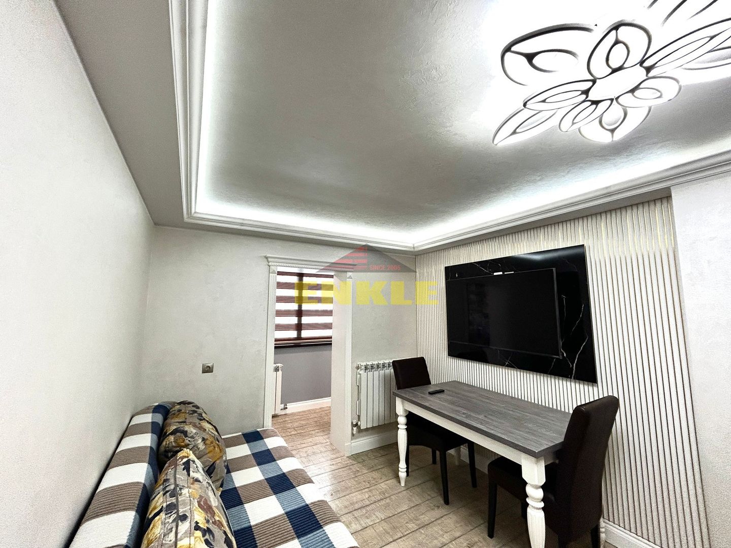 De vanzare apartament cu 3 camere, zona Piata Mare. - Poză 4