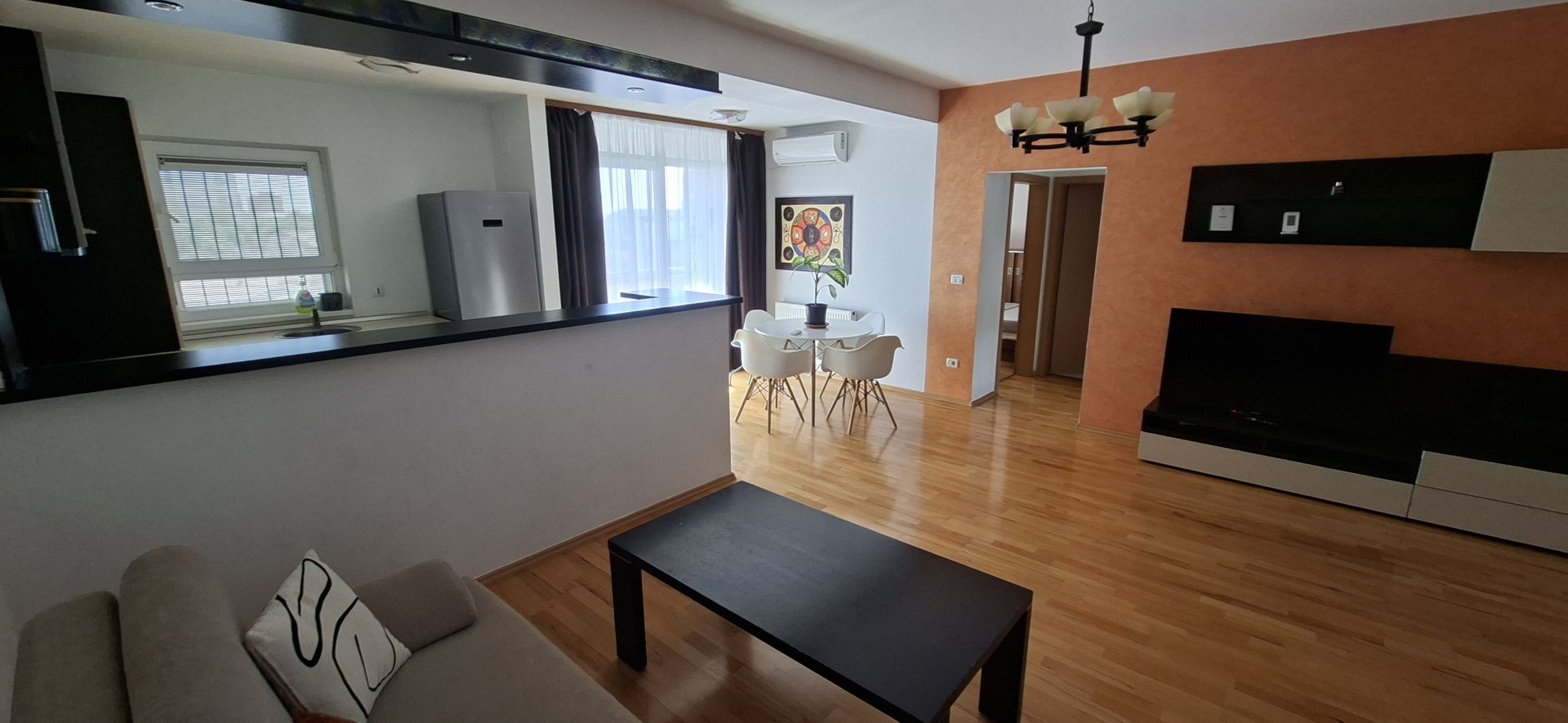 Apartament cu 2 camere si loc de parcare - Torontalului - Poză 6